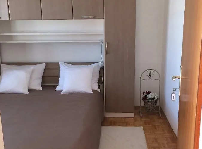 Jusup 3* Starigrad Paklenica